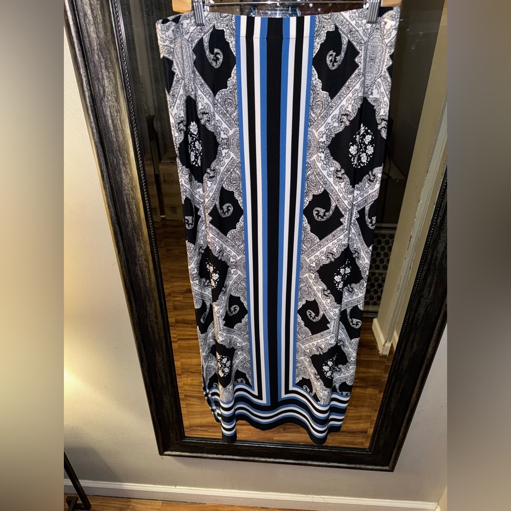 $13 Friday Cato Black White and Blue Geometric Maxi Skirt